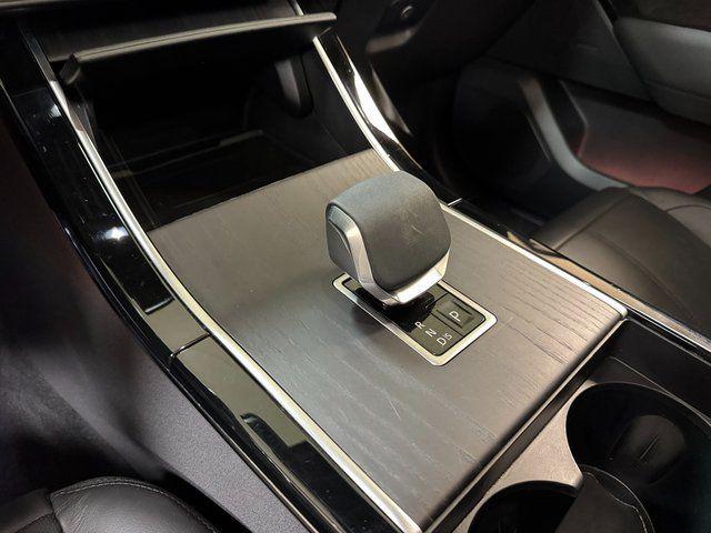 2025 Land Rover Range Rover Velar P250 Dynamic SE