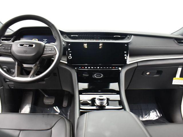 2026 Jeep Grand Cherokee L Limited 4x4