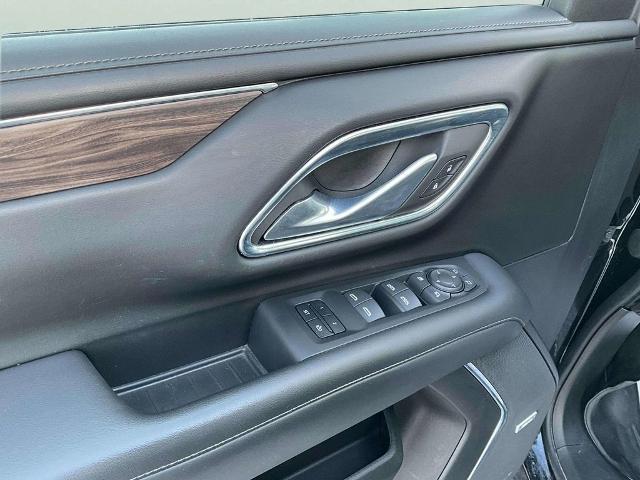 2022 Chevrolet Suburban 4WD Z71