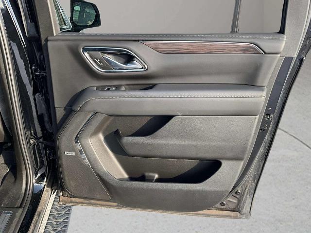 2022 Chevrolet Suburban 4WD Z71