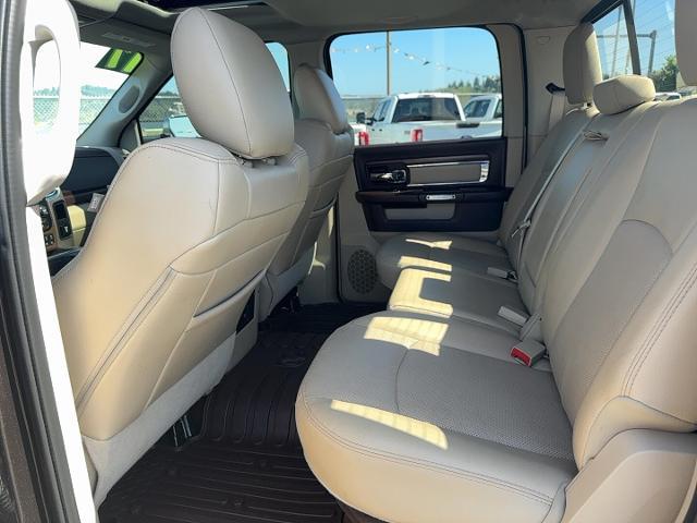 2017 Ram 1500 Laramie Crew Cab 4x4 5'7" Box