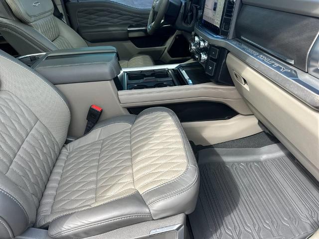 2025 Ford F-450 Platinum