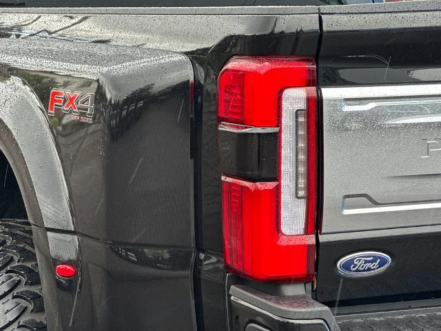 2025 Ford F-450 Platinum