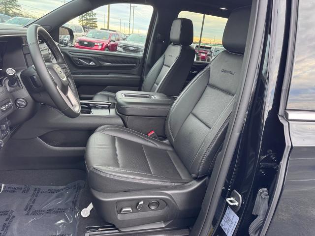 2023 GMC Yukon XL 4WD Denali