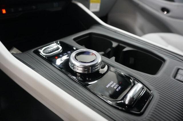 2026 Jeep Cherokee Laredo 4x4