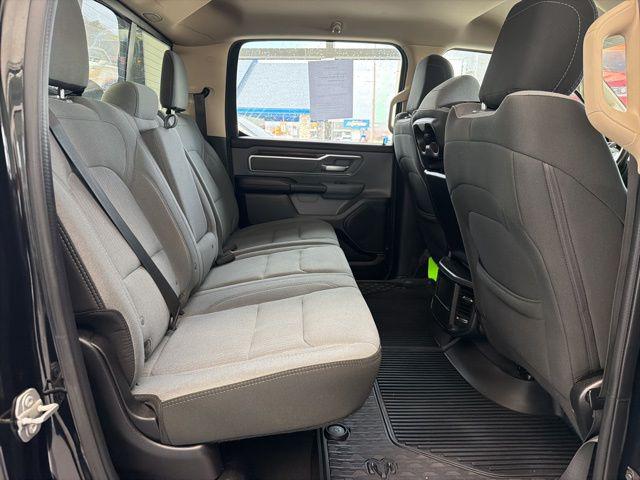 2019 Ram 1500 Big Horn/Lone Star Crew Cab 4x4 5'7" Box