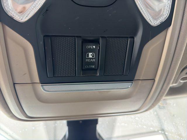 2019 Ram 1500 Big Horn/Lone Star Crew Cab 4x4 5'7" Box