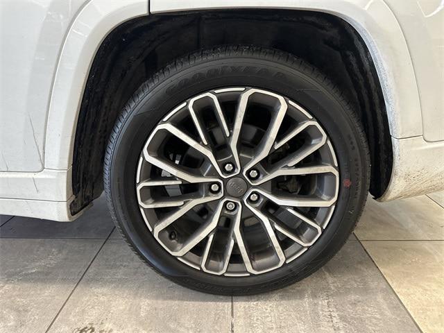2023 Jeep Grand Cherokee L Summit 4x4