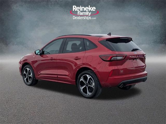 2025 Ford Escape ST-Line Elite