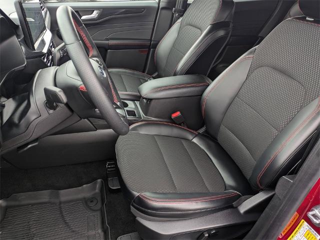 2025 Ford Escape ST-Line Elite