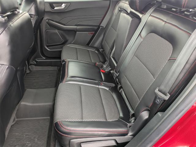 2025 Ford Escape ST-Line Elite