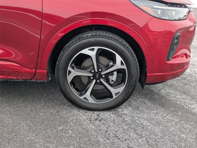 2025 Ford Escape ST-Line Elite
