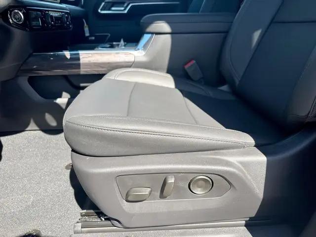 2026 Chevrolet Silverado 2500HD Crew Cab, Standard Bed, LTZ, 4WD