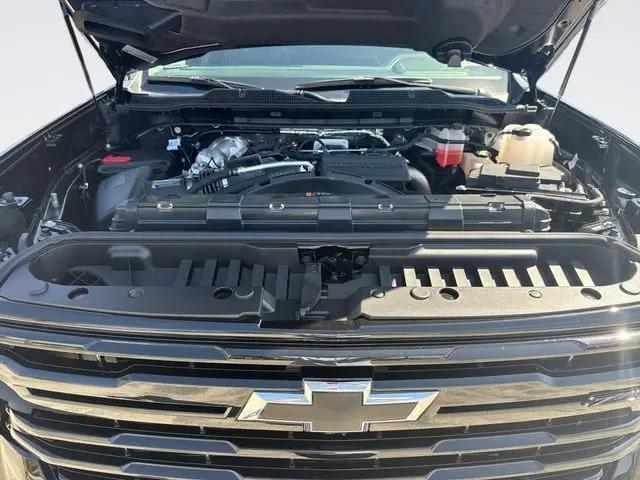 2026 Chevrolet Silverado 2500HD Crew Cab, Standard Bed, LTZ, 4WD