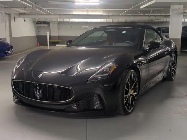 2026 Maserati GranCabrio Standard