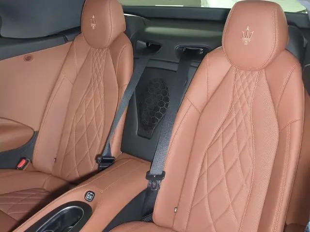 2026 Maserati GranCabrio Standard