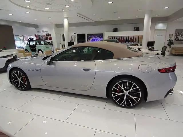 2026 Maserati GranCabrio Standard
