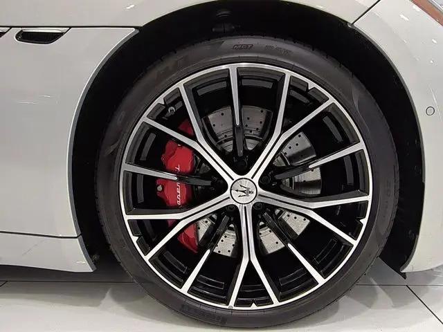 2026 Maserati GranCabrio Standard