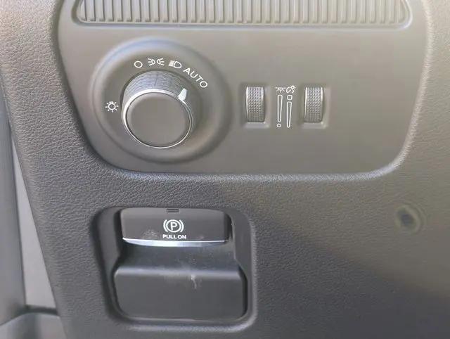 2026 Jeep Grand Wagoneer L Summit Obsidian 4x4