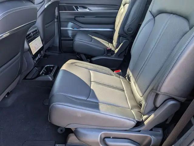2026 Jeep Grand Wagoneer L Summit Obsidian 4x4