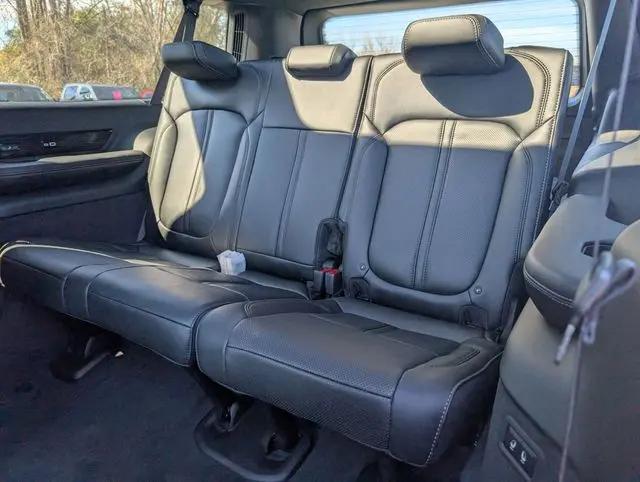 2026 Jeep Grand Wagoneer L Summit Obsidian 4x4