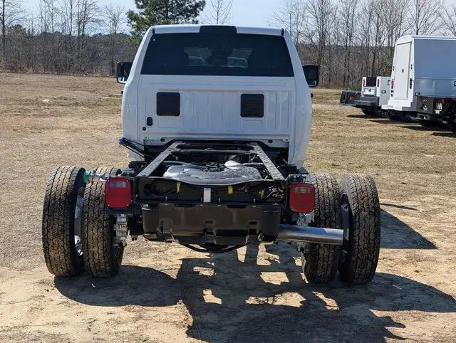 2026 Ram 5500 Tradesman/Big Horn