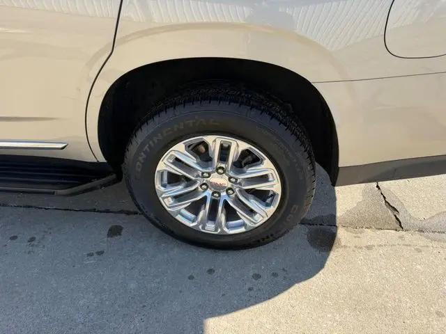 2023 GMC Yukon 4WD SLT