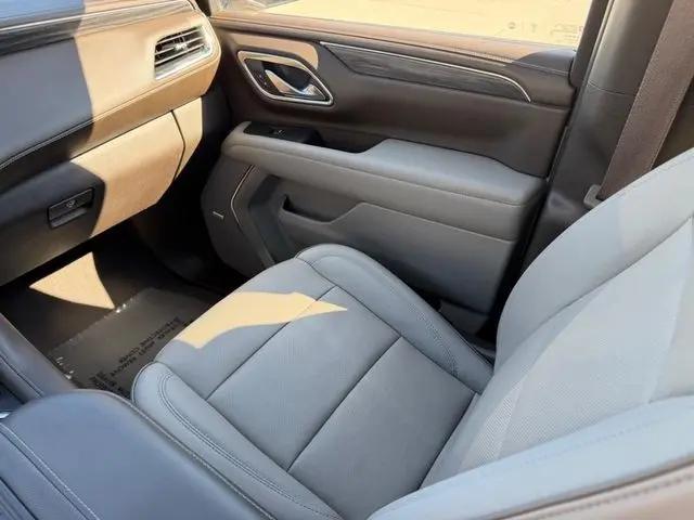 2023 GMC Yukon 4WD SLT
