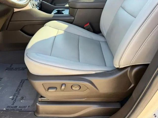 2023 GMC Yukon 4WD SLT