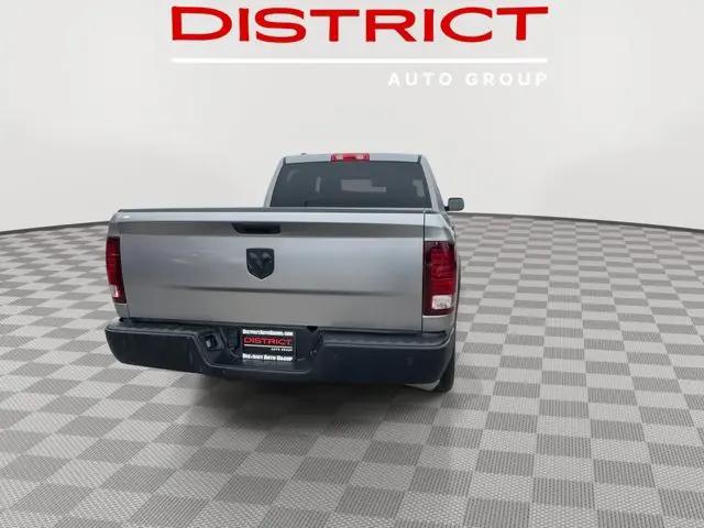2024 Ram 1500 Classic Warlock Crew Cab 4x2 5'7" Box