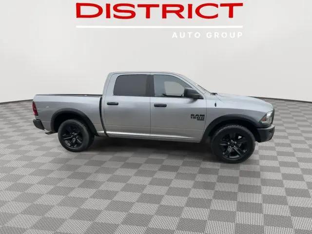 2024 Ram 1500 Classic Warlock Crew Cab 4x2 5'7" Box