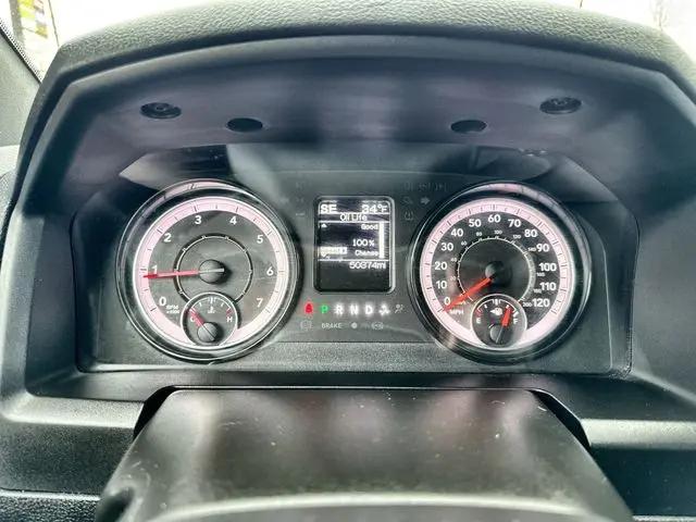 2024 Ram 1500 Classic Warlock Crew Cab 4x2 5'7" Box