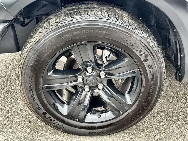 2024 Ram 1500 Classic Warlock Crew Cab 4x2 5'7" Box