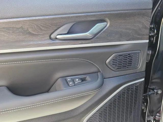 2026 Jeep Grand Cherokee L Limited Reserve
