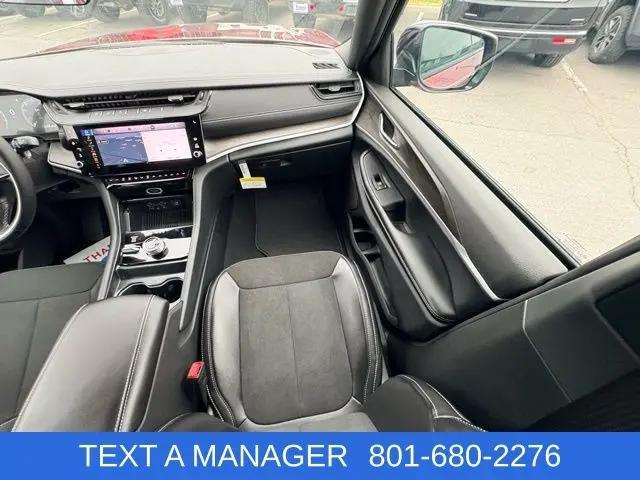 2026 Jeep Grand Cherokee Altitude 4x4