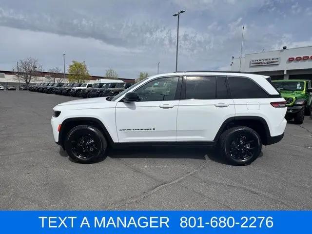 2026 Jeep Grand Cherokee Altitude 4x4