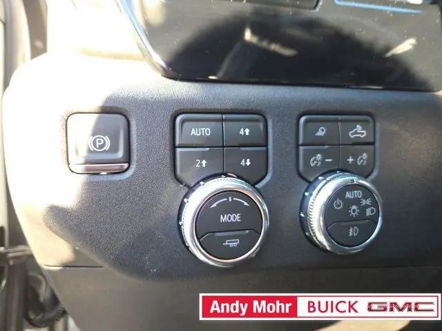 2026 GMC Sierra 2500HD Crew Cab, Standard Bed, SLT, 4WD