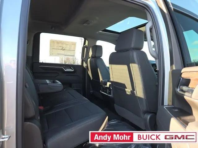 2026 GMC Sierra 2500HD Crew Cab, Standard Bed, SLT, 4WD