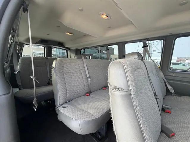 2025 Chevrolet Express Passenger RWD 3500 Extended Wheelbase LT