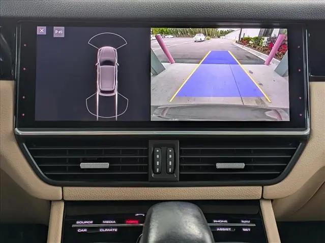 2021 Porsche Cayenne Cayenne