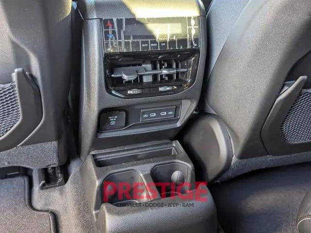 2026 Jeep Grand Cherokee L Limited Reserve