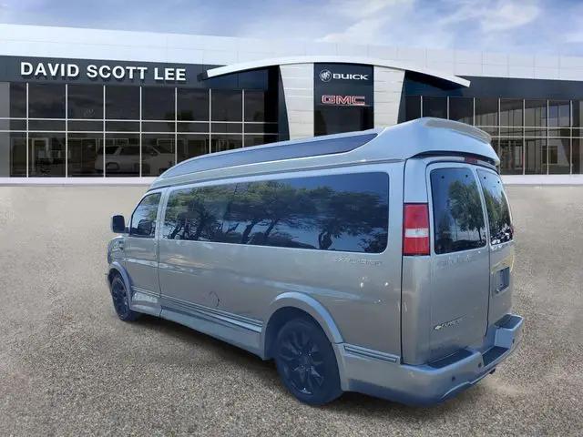 2022 Chevrolet Express Cargo Van RWD 2500 Extended Wheelbase WT