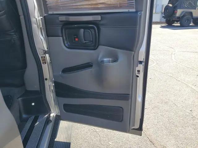 2022 Chevrolet Express Cargo Van RWD 2500 Extended Wheelbase WT
