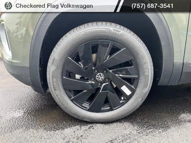 2026 Volkswagen Atlas SE with Technology