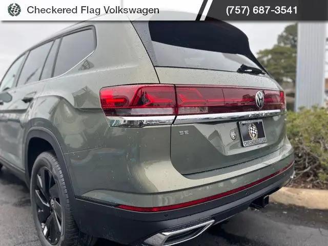 2026 Volkswagen Atlas SE with Technology