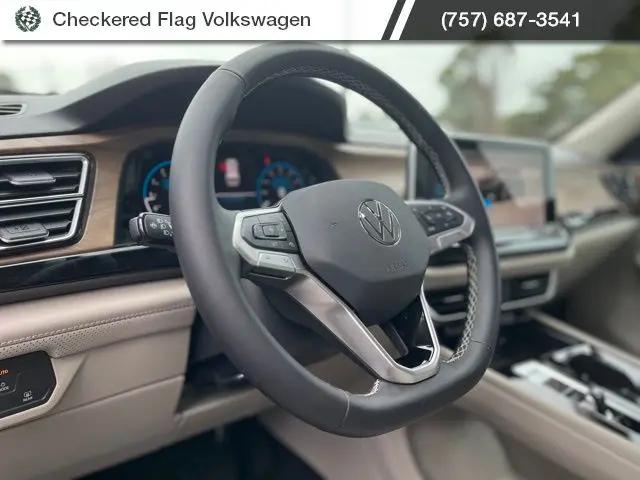 2026 Volkswagen Atlas SE with Technology