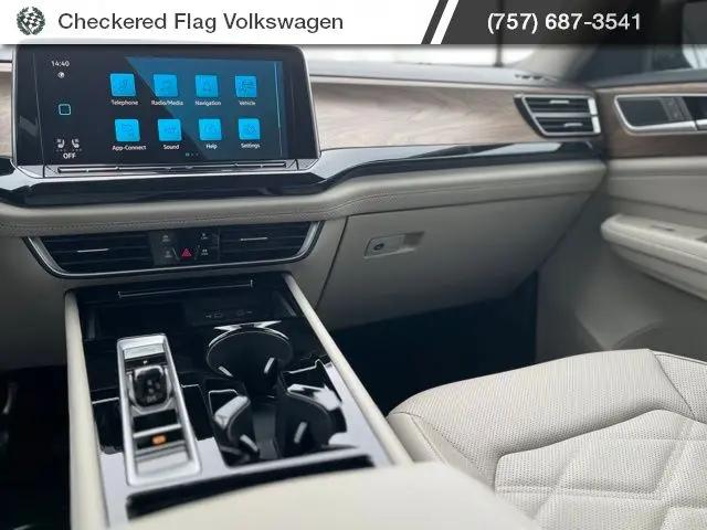 2026 Volkswagen Atlas SE with Technology