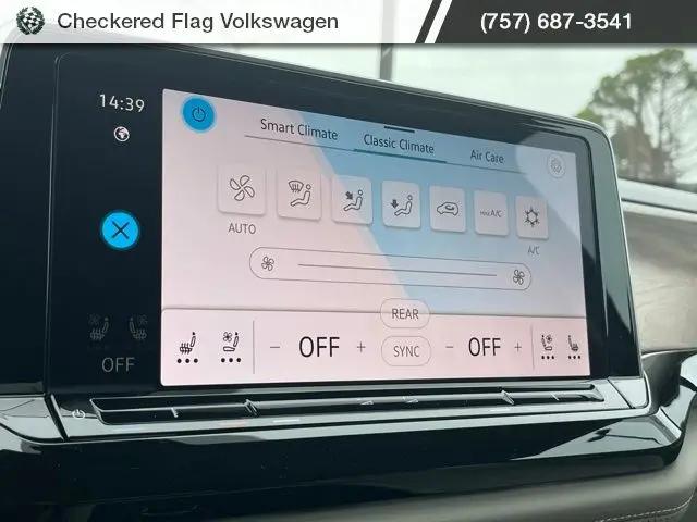 2026 Volkswagen Atlas SE with Technology