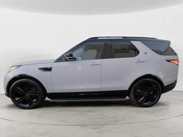 2025 Land Rover Discovery P360 Dynamic SE