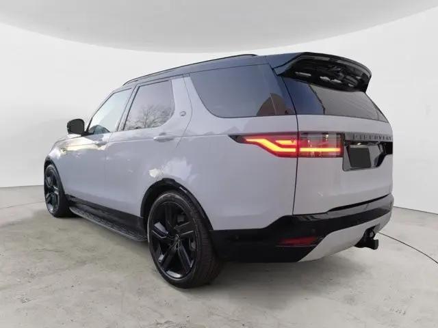 2025 Land Rover Discovery P360 Dynamic SE